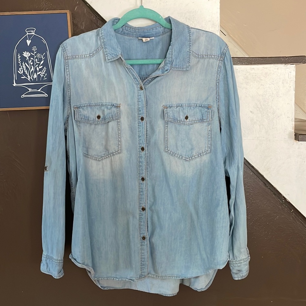 Women’s Denim Shirt
